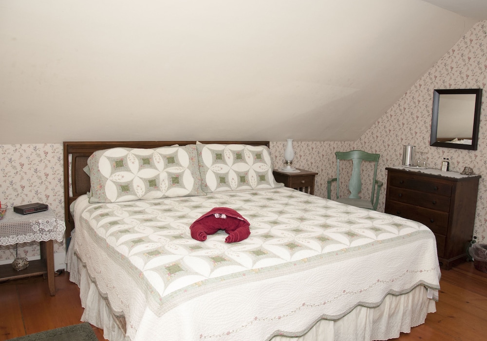 Evergreen Room