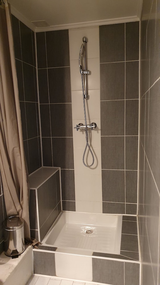 Double Room, Ground Floor photo 2