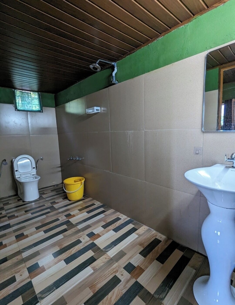 Standard House, Valley View photo 1