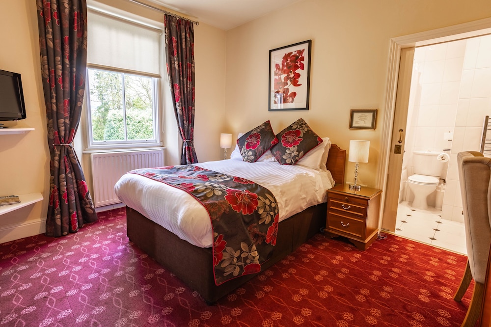 Standard Country Double with Ensuite photo 2