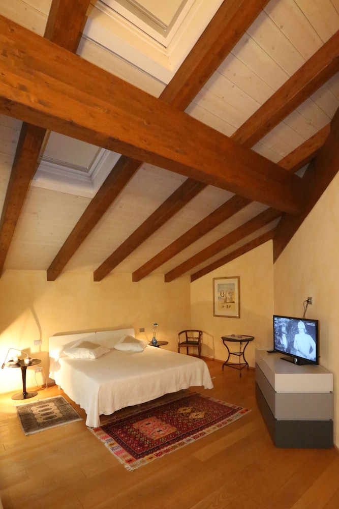 Double Room, Private Bathroom photo 1