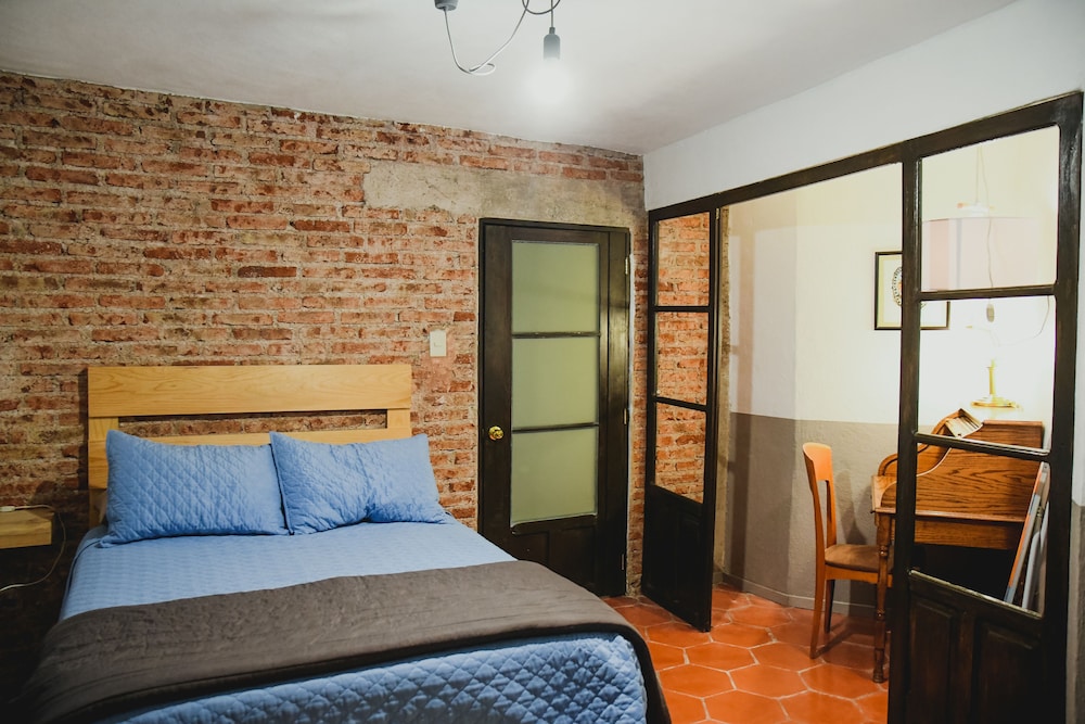 City House, Multiple Beds, Non Smoking, City View photo 1