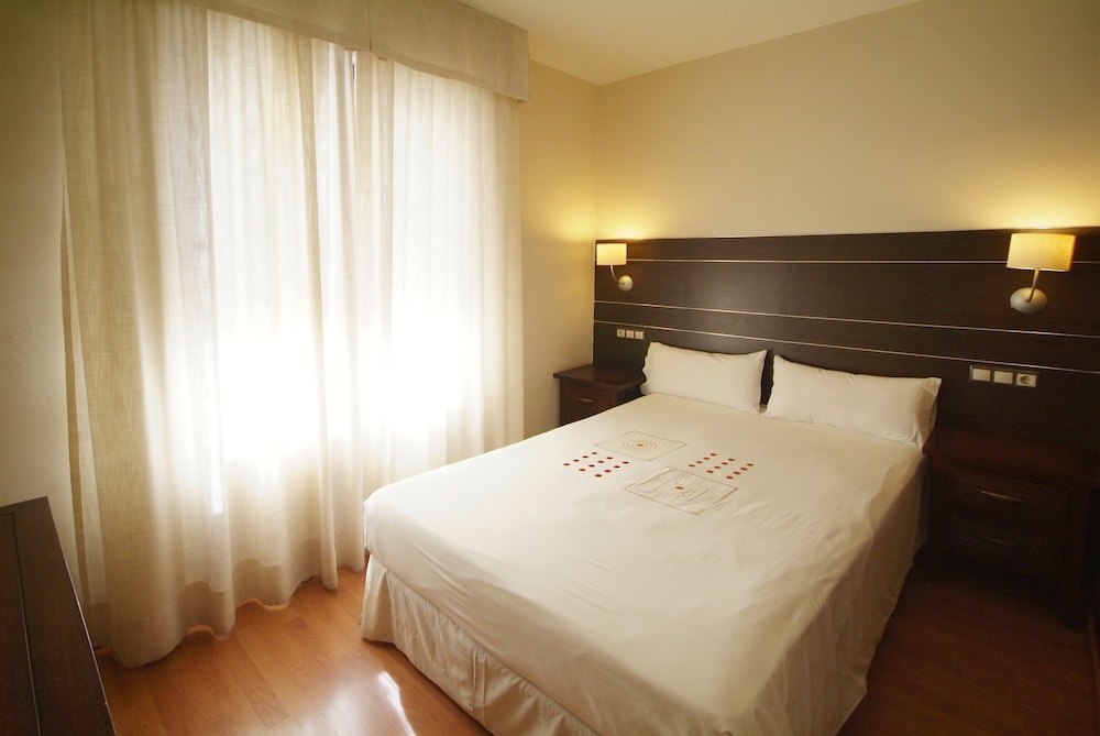 Apartment, 2 Bedrooms (For 4 People - Tickets To Caminito Del Rey Included)