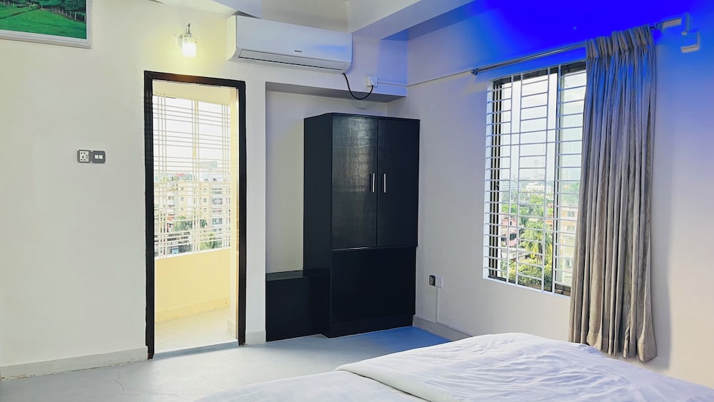 Deluxe Double Room, 1 Queen Bed photo 3