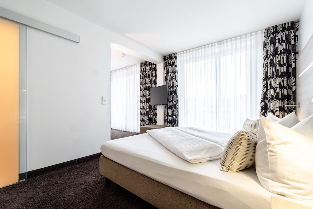 Junior Suite, Terrace - Photo 11
