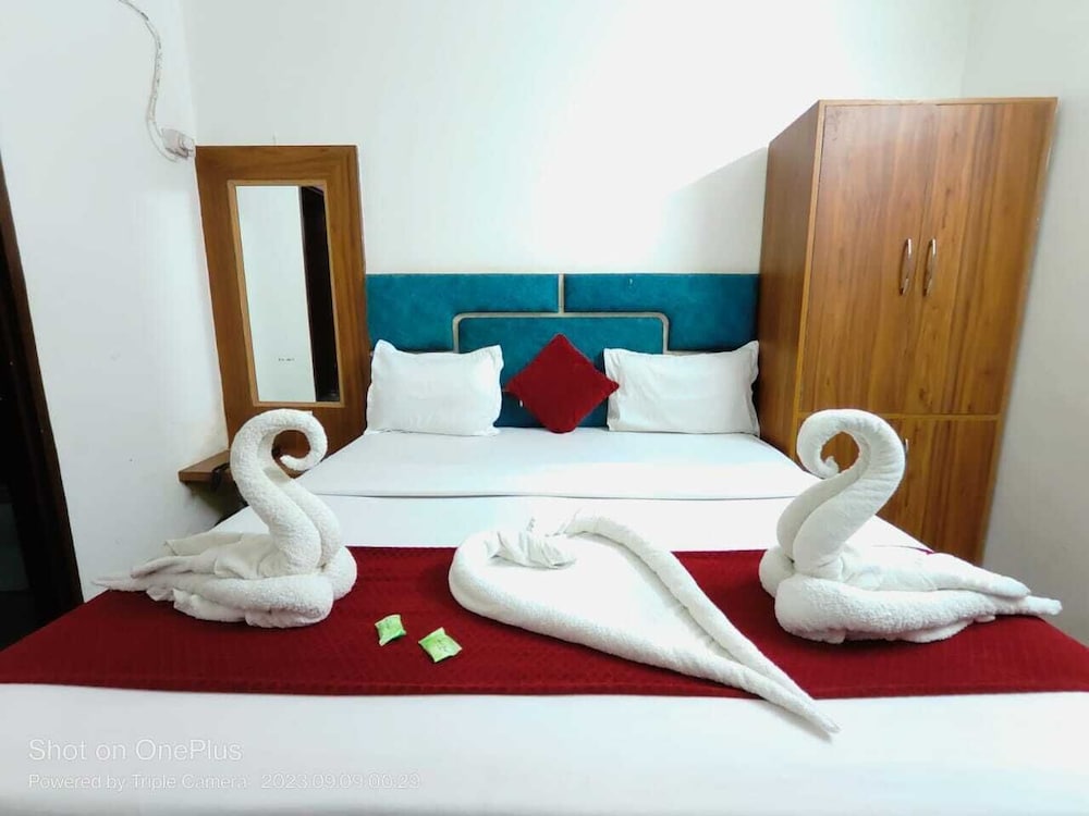 Basic Double Room