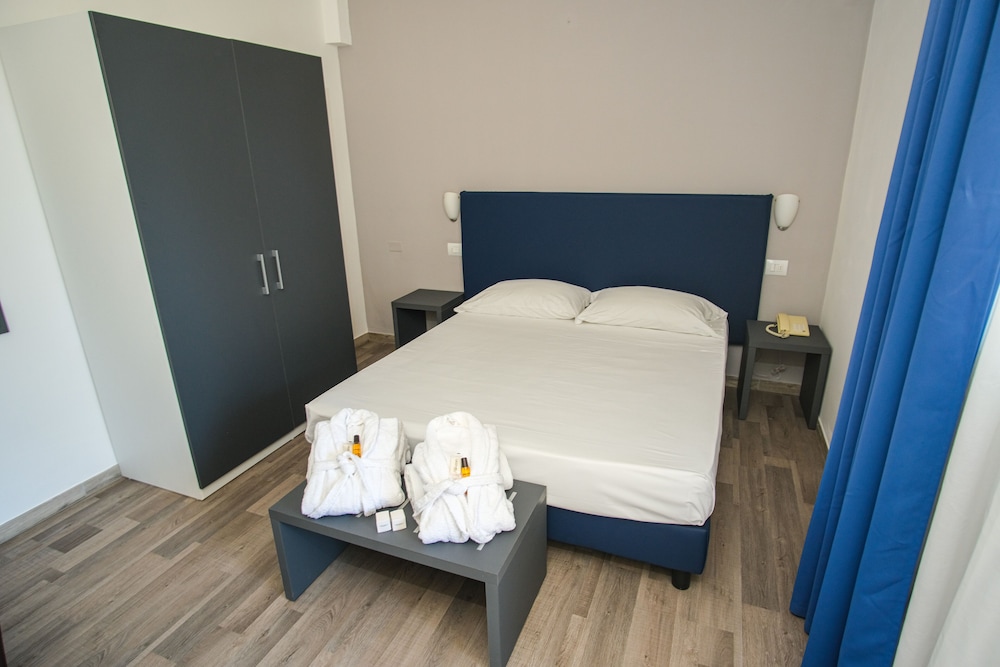 Double Room Single Use