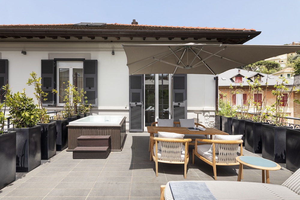 Premium Suite - Photo 4