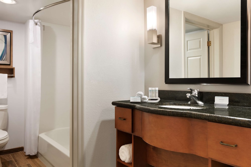 Suite, 2 Bedrooms, Non Smoking - Photo 6