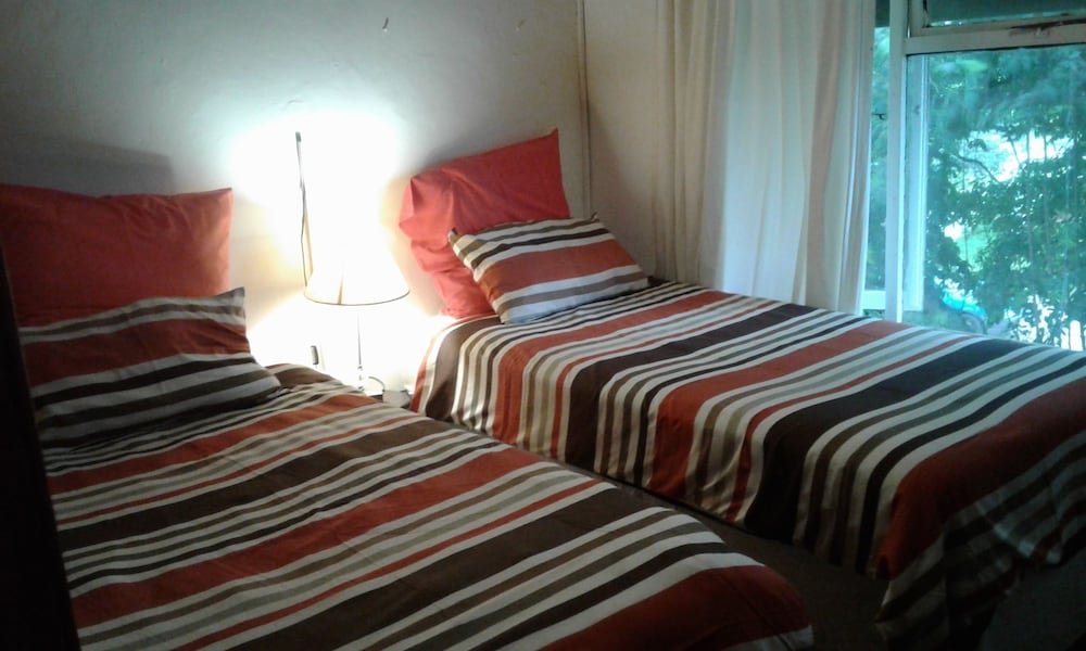 (7) Family suite photo 2