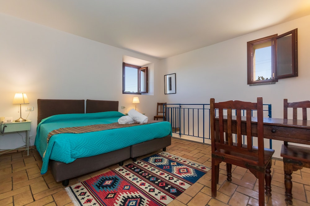 Standard Double Room, 1 Double Bed photo 3