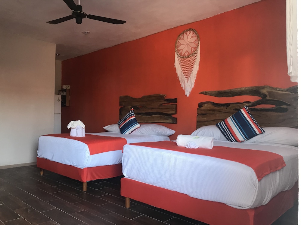 Standard Double Room, 2 Queen Beds