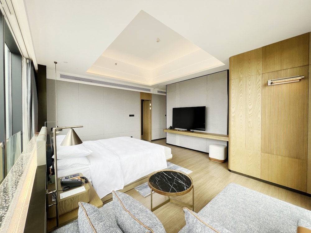 KING PRESIDENTIAL SUITE