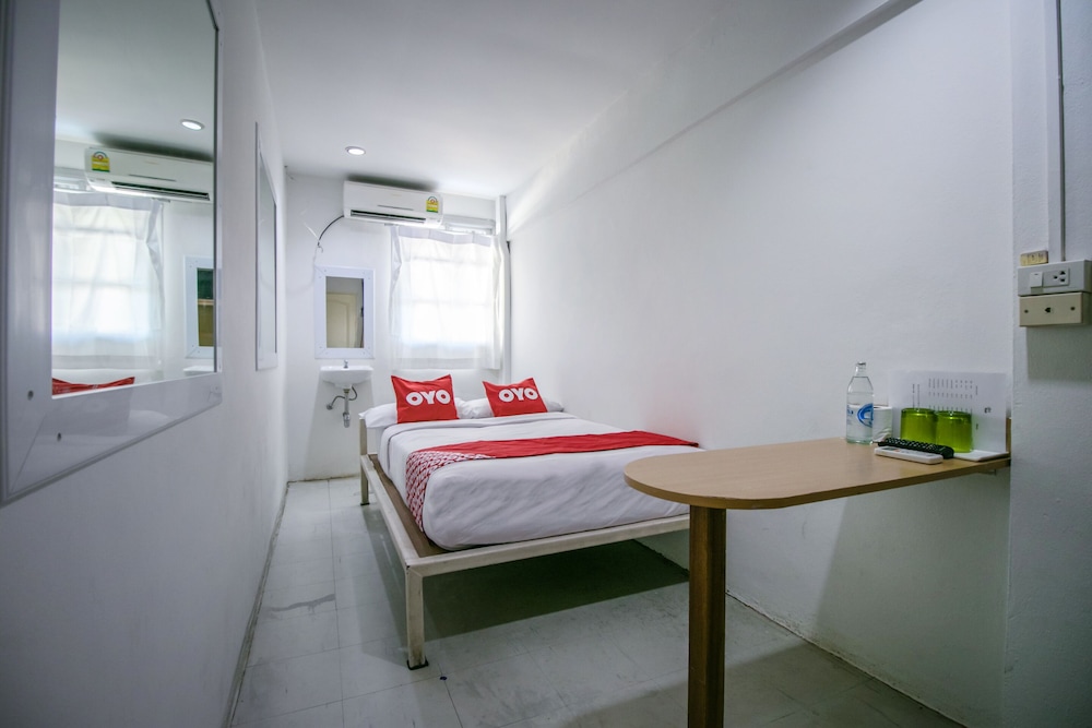 Premium Double Room, Shared Bathroom photo 2