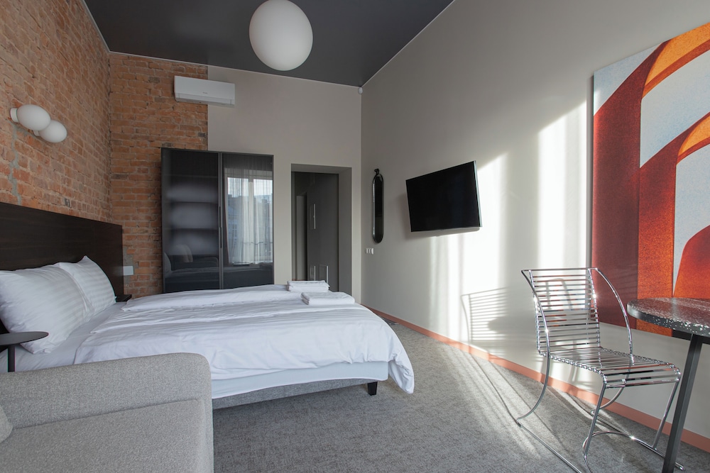Design Room, City View - Photo 9