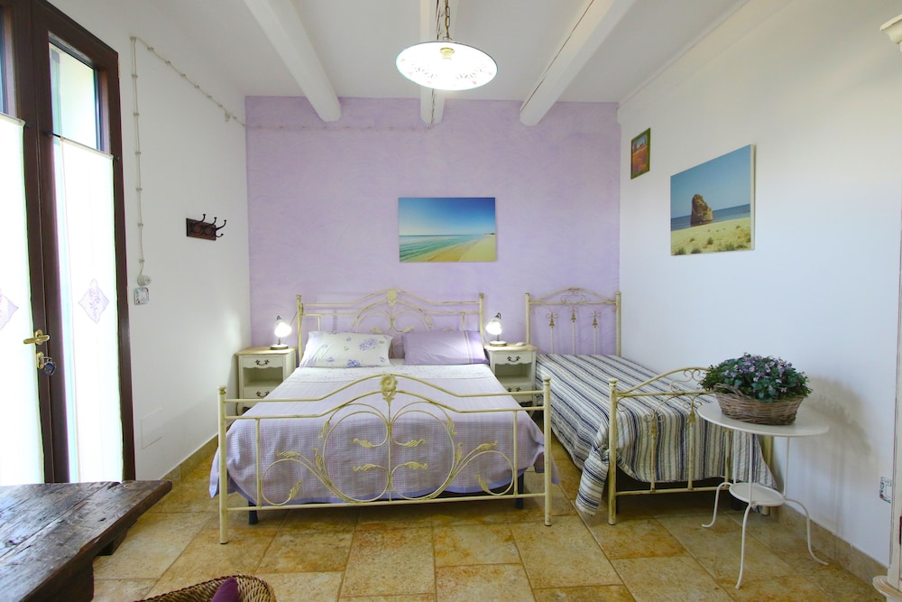 Family Triple Room (Lavanda)