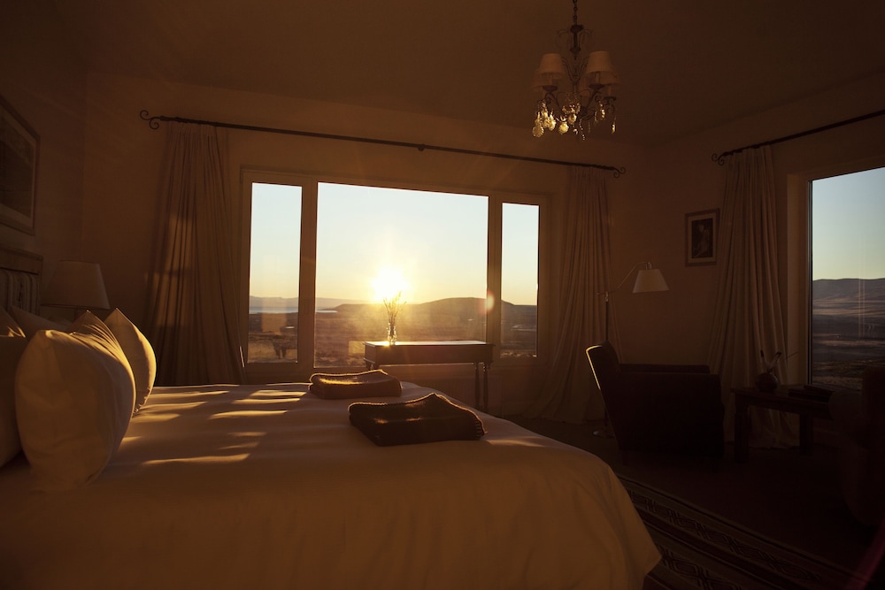 Room (Corner) photo 2
