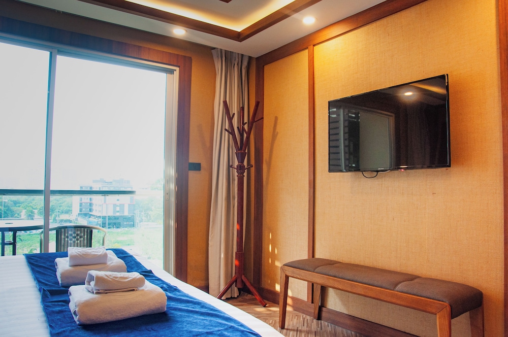 2 Bedroom Thai Heritage - Photo 2