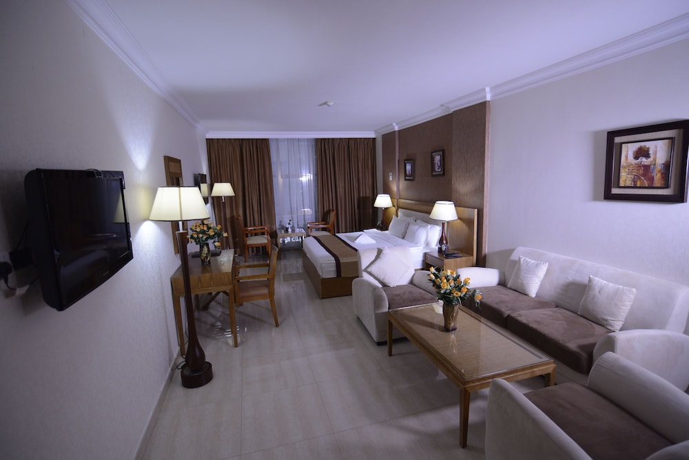 Junior Suite (without Jacuzzi) photo 1