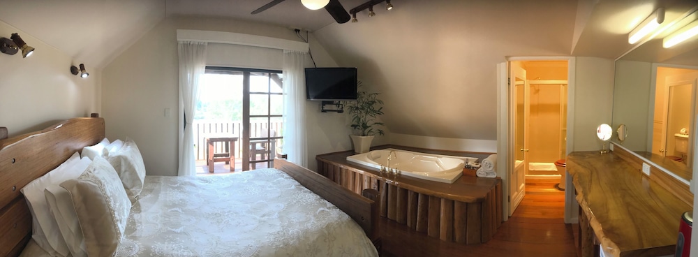 Luxury Studio, 1 Bedroom, Non Smoking, Balcony (BOATRAMP3) photo 1