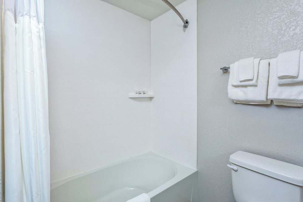 Standard Room - Photo 5