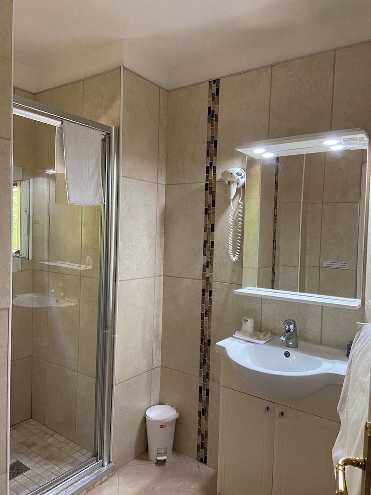 Economy Double Room, Garden View (15m²) photo 3