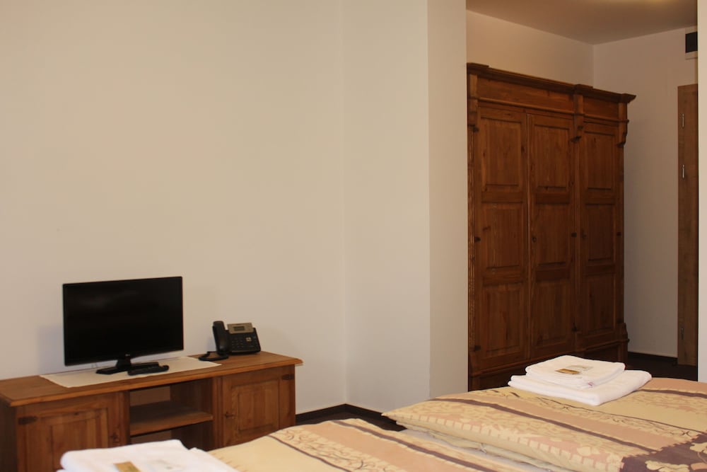 Standard Double Room photo 3