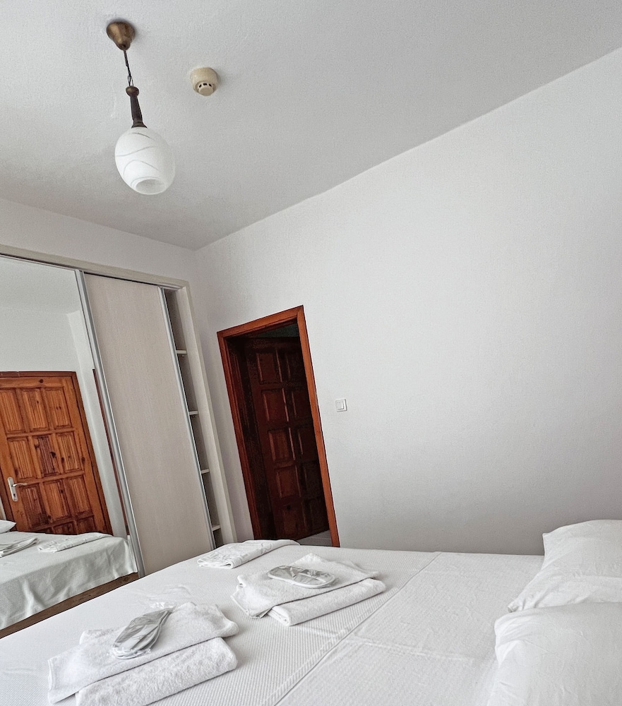 Family Quadruple Room photo 3