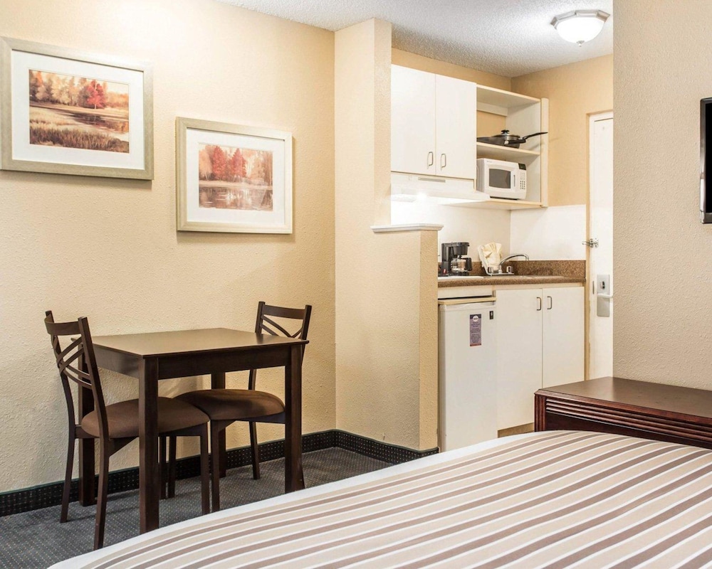 Double Room, Smoking - Photo 5