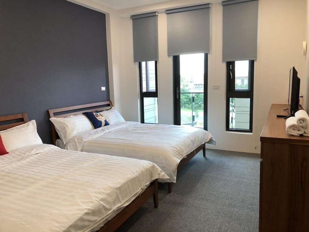 Quadruple Room, Balcony photo 2