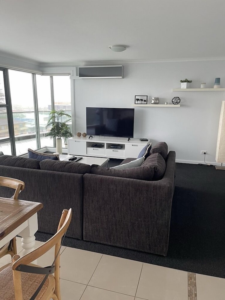 Executive Apartment, 1 Bedroom, 2 Bathrooms, River View photo 1