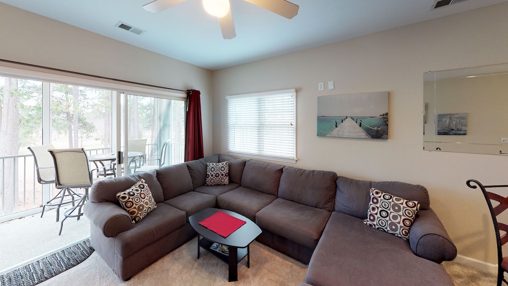 Condo, 2 Bedrooms photo 1