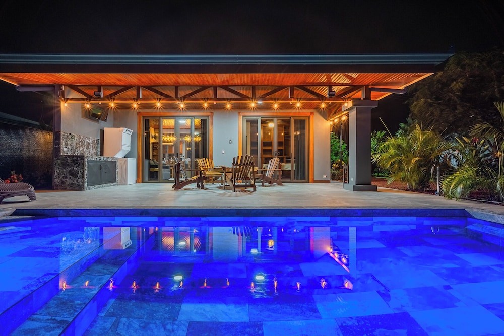 Deluxe Villa photo 3