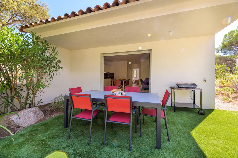 Premium Villa (F3 luxe 5 pax) photo 3