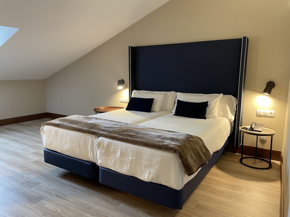 Attic Double Room, Single Use