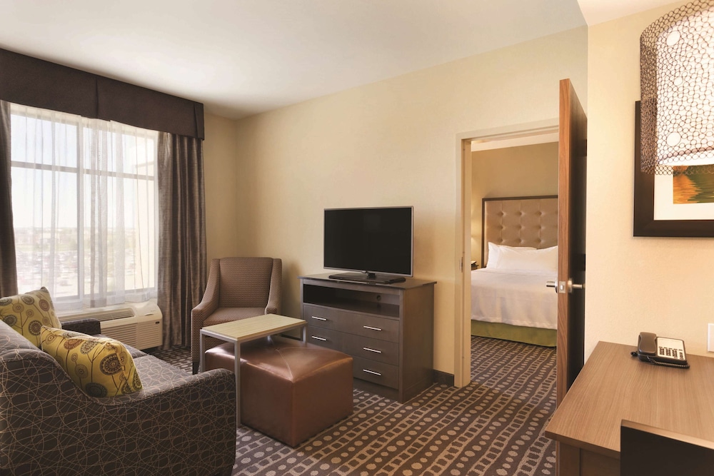 Suite, 1 Bedroom photo 1