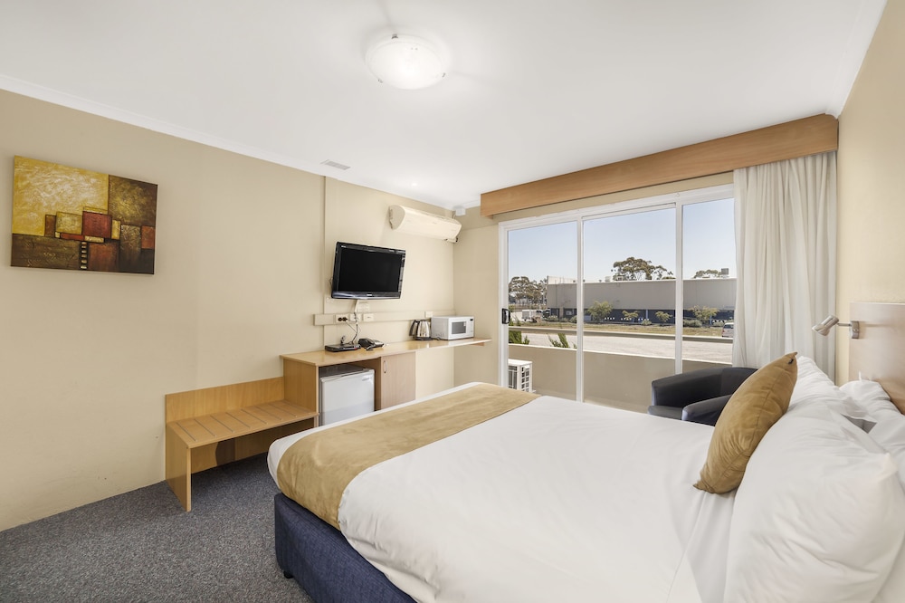 Standard Queen Room photo 2