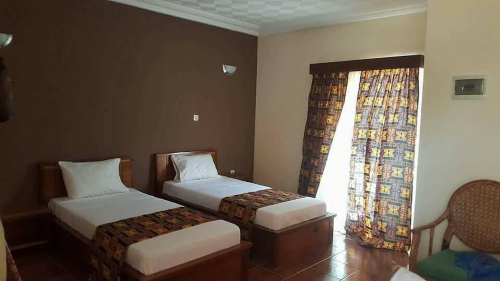 Double Room, 2 Twin Beds (+Extra Bed)