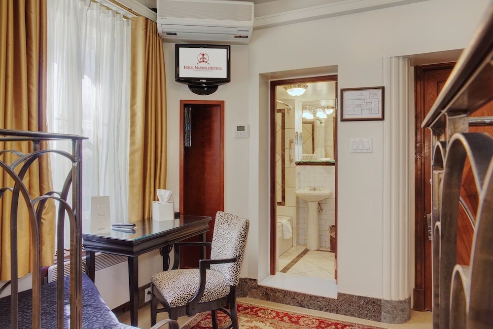 Twin Room (ground floor)