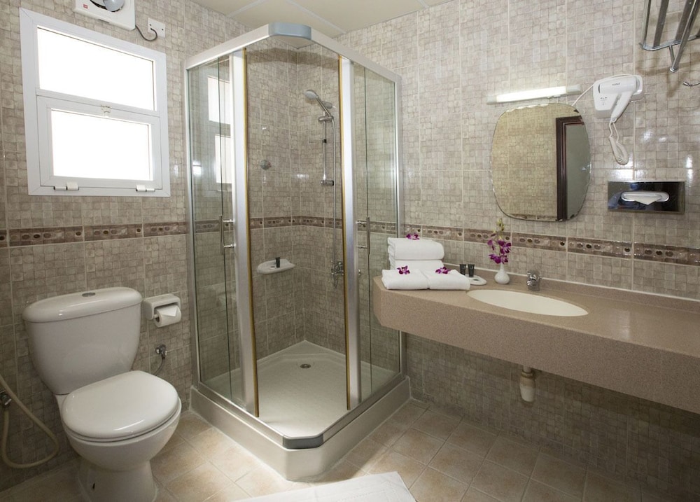 Standard Room, 2 Twin Beds - Photo 5