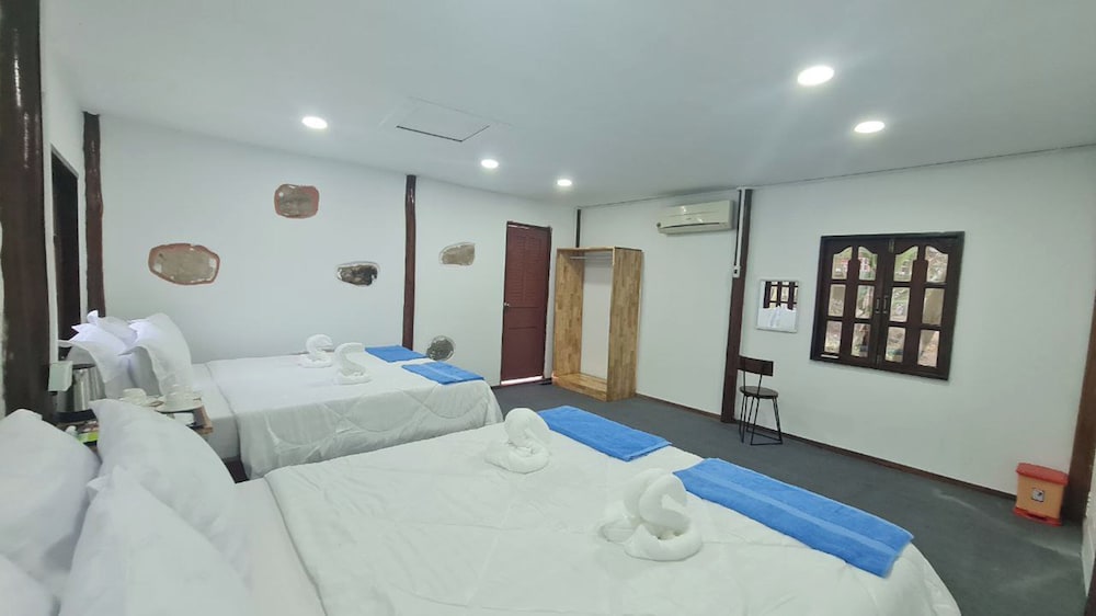 Family Room, 1 Bedroom, Garden View photo 1