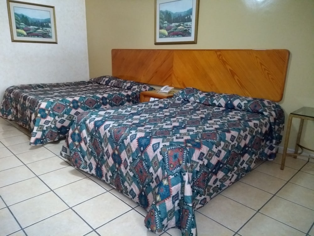 Standard Double Room, 2 Double Beds photo 1