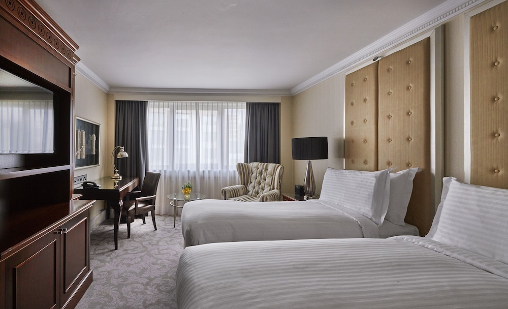 Premium Room, 2 Twin Beds, City View (City Skyline View) photo 3