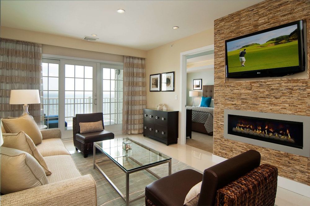 Villa, Oceanfront (by the Sea, Third Floor) photo 3