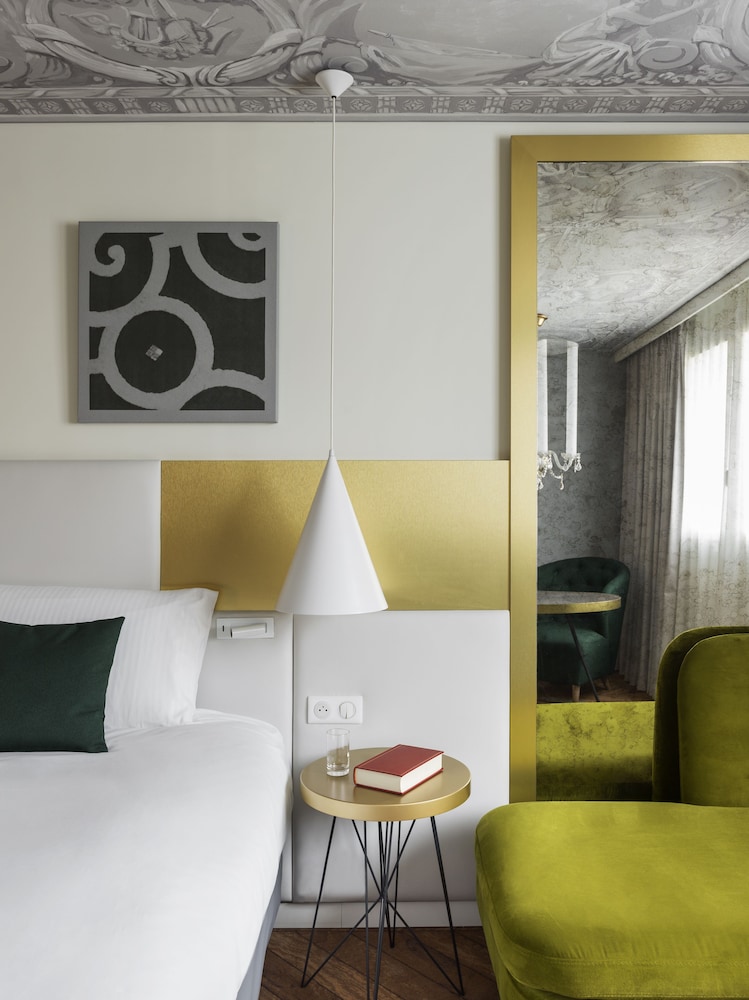 Deluxe Room, 2 Twin Beds