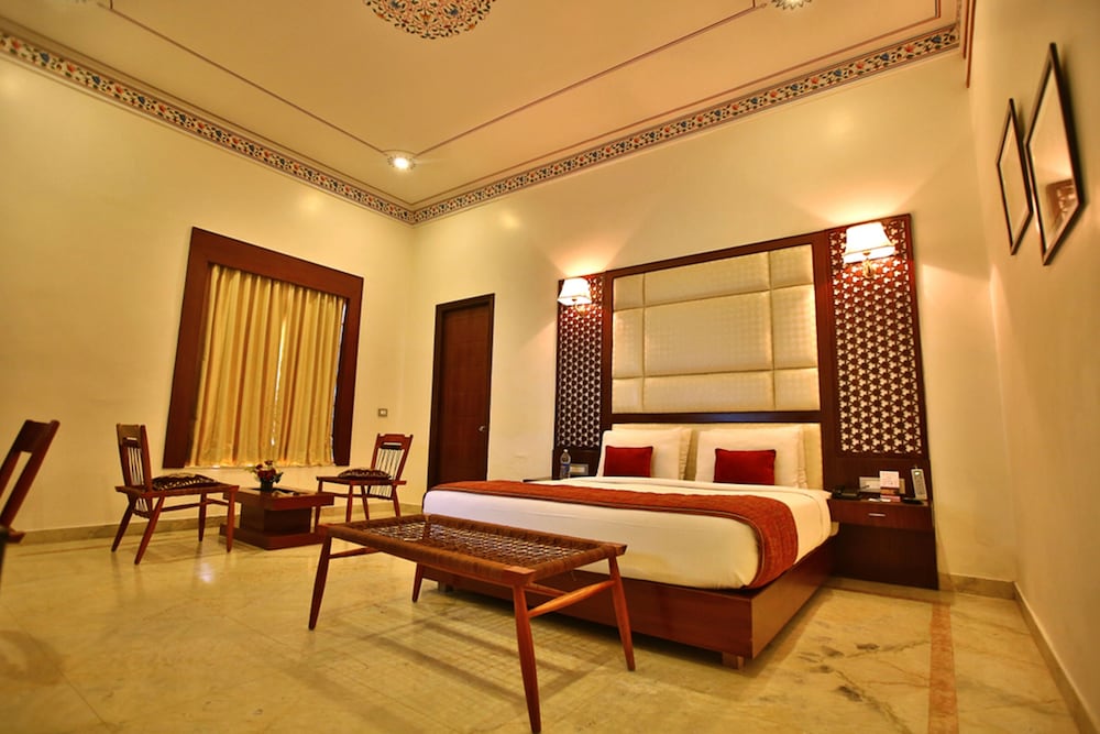 Executive Room photo 2