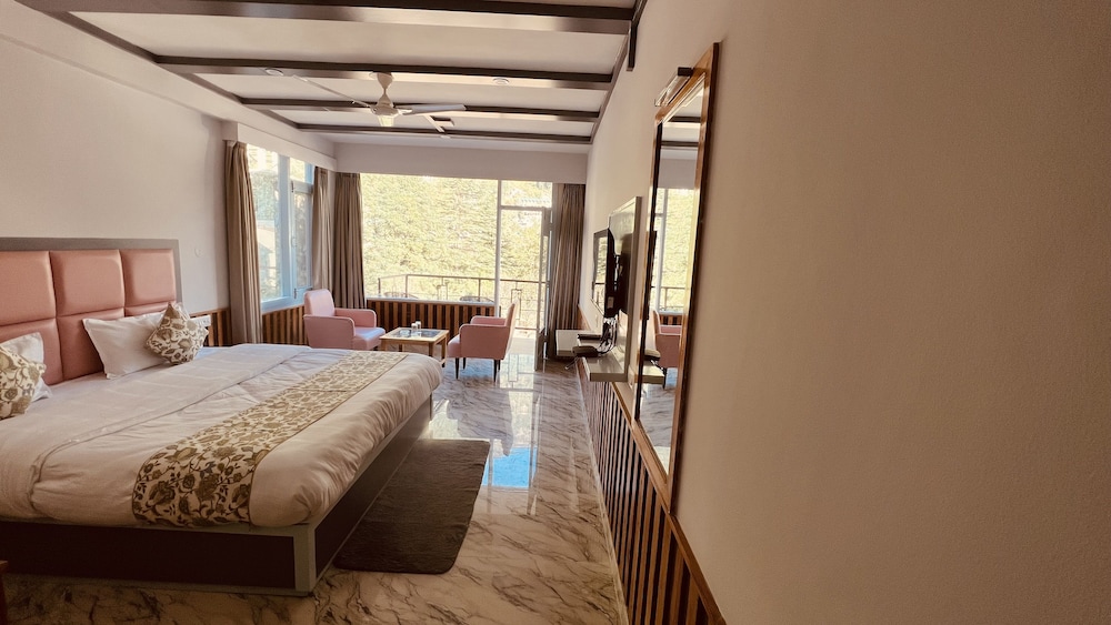 Premium Room