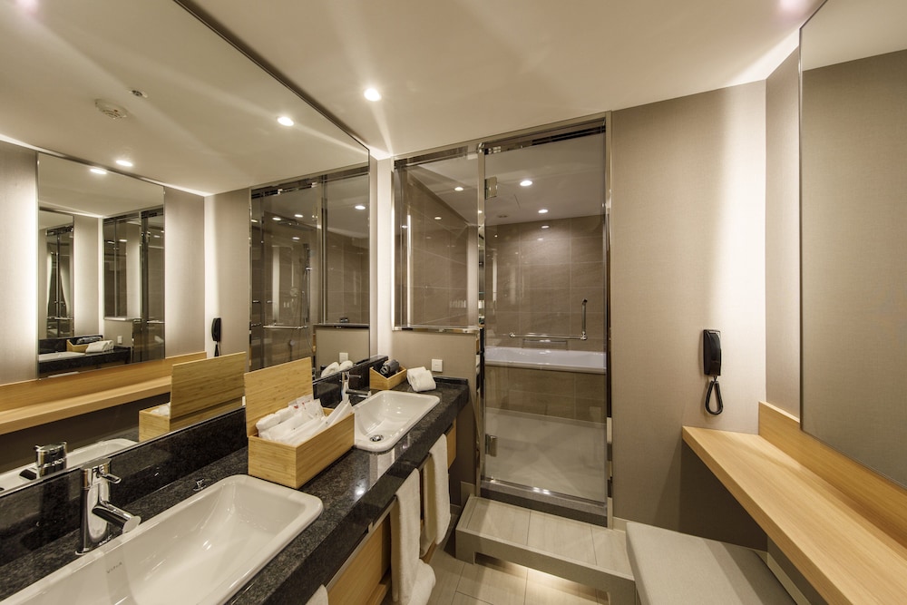 Nikko Junior Suite, Non-Smoking(Nikko Lounge Access) thumbnail 6