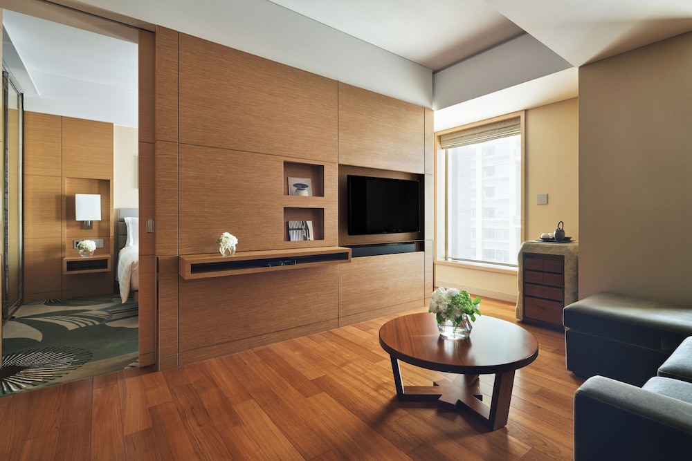 Junior Suite, 1 King Bed
