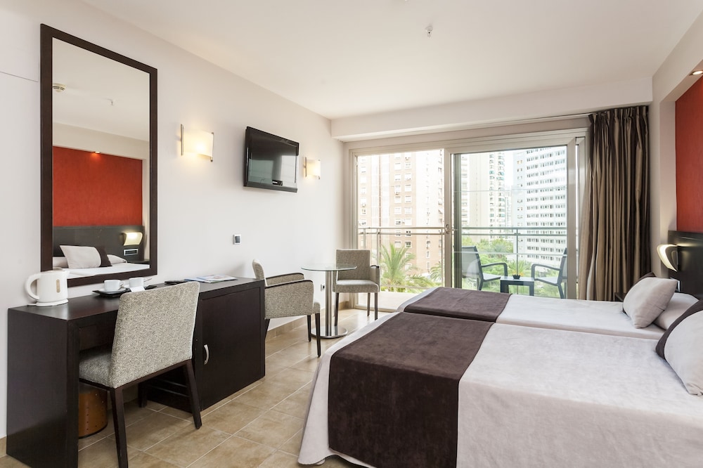 Deluxe Double Room, 1 Bedroom - Photo 2